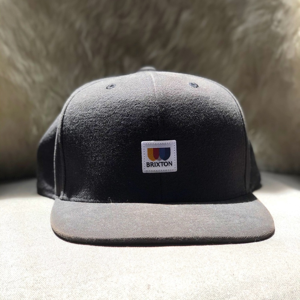Brixton Flat brim snap back hat